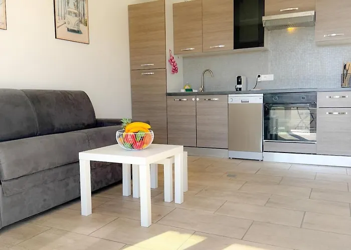 Le Pulco By Apirent #climatisation #balcon #central