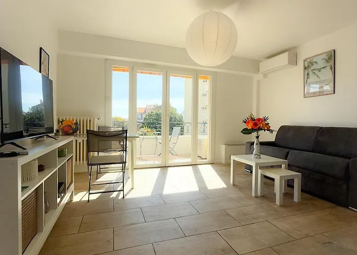 Le Pulco By Apirent #climatisation #balcon #central *