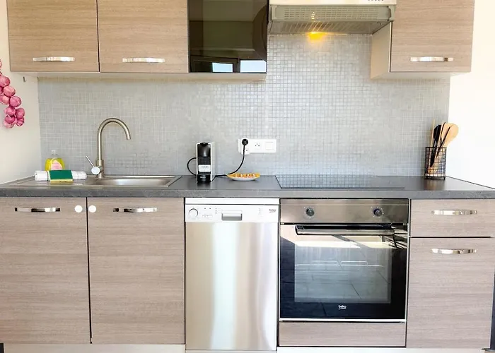 Le Pulco By Apirent #climatisation #balcon #central Daire
