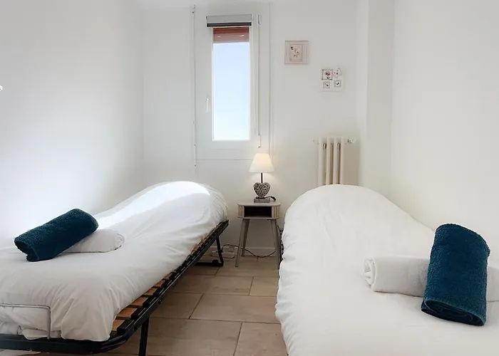 Le Pulco By Apirent #climatisation #balcon #central Daire