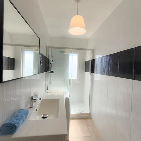 Le Pulco By Apirent #climatisation #balcon #central